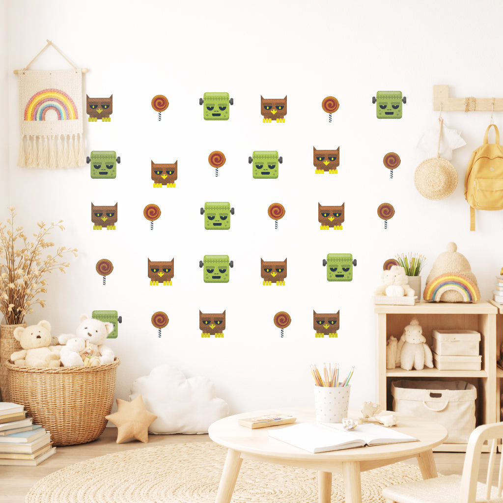 Spooky Friends Duvar Sticker Seti – Sökülebilir & Yeniden Konumlandırılabilir